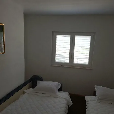 Apartment Apartman Lela Kastela